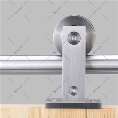 Rail et roues de porte de grange
